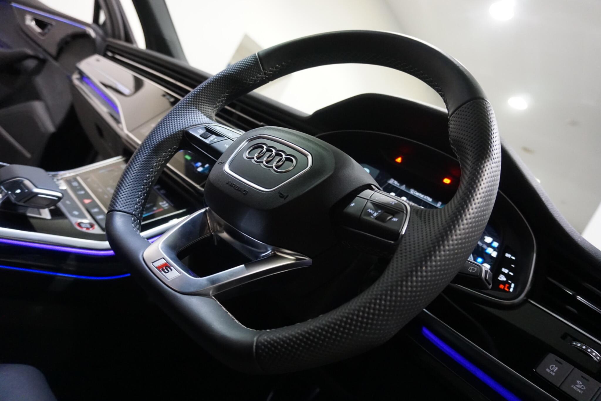 Audi SQ7 4.0 TFSI V8 Black Edition SUV 5dr Petrol Tiptronic quattro Euro 6 (s/s) (507 ps)